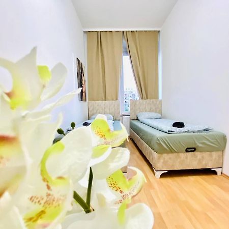 Comfortable Room In The 23Rd District Of Vienna Fr4 Exterior photo