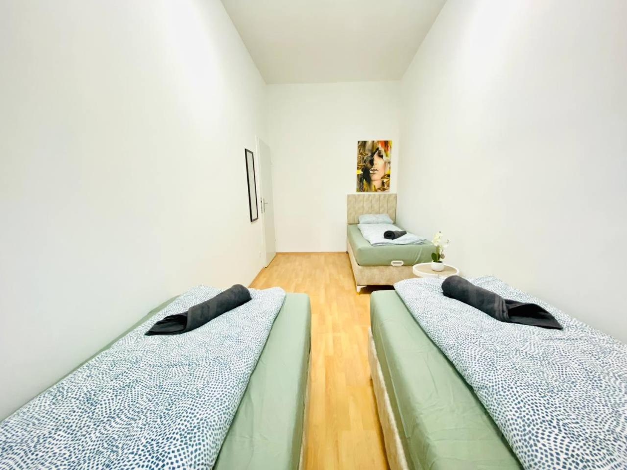 Comfortable Room In The 23Rd District Of Vienna Fr4 Exterior photo