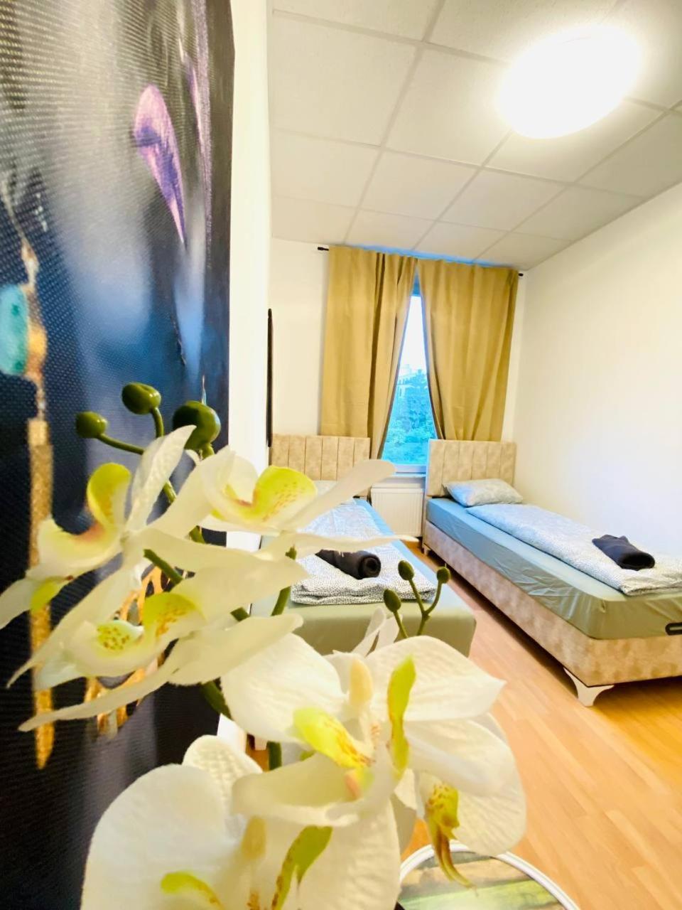 Comfortable Room In The 23Rd District Of Vienna Fr4 Exterior photo